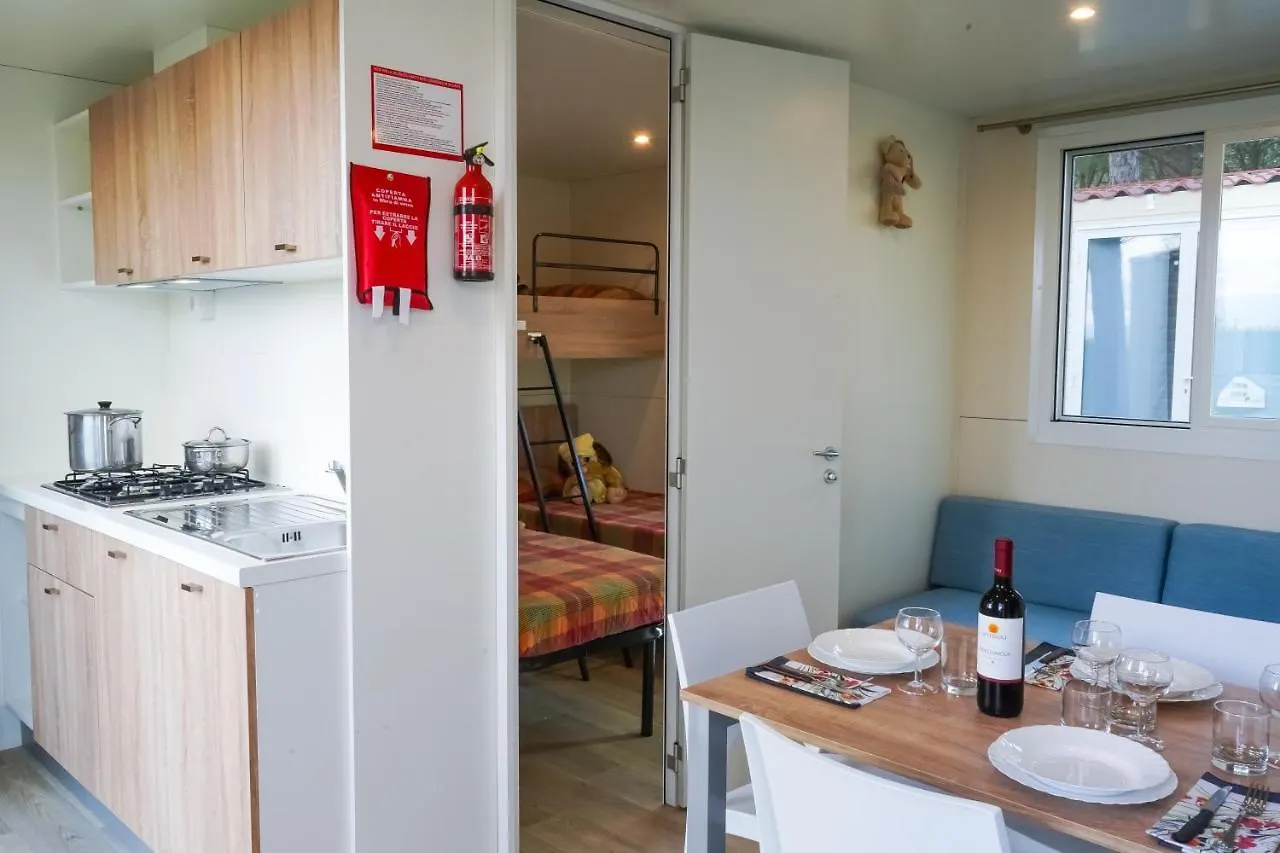 Camping Village Mareblu Marina di Cecina 3*,